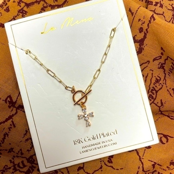 Brand New La Meno 18K Gold Plated Cross Chain Necklace Crystals Christian - Picture 3 of 12